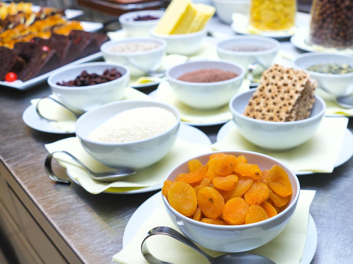 Wellness Hotel Happy Star Hnanice  Eksteriør billede